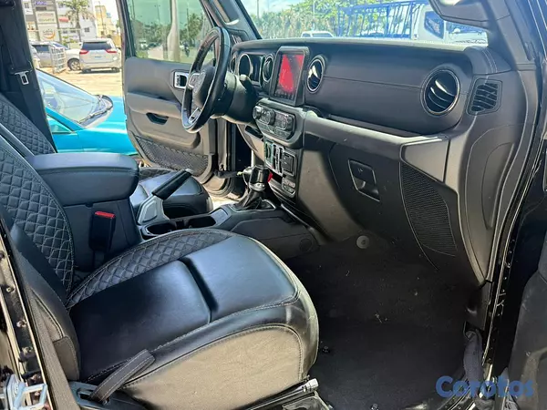 jeepetas y camionetas - Jeep Wrangler Sahara 4xe 2021 3