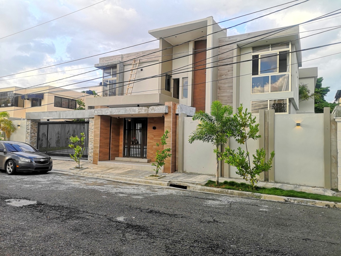 casas - 🎅Casa en la castellana Estilo minimalista a Estrenar.
500mt2 de construcción 0
