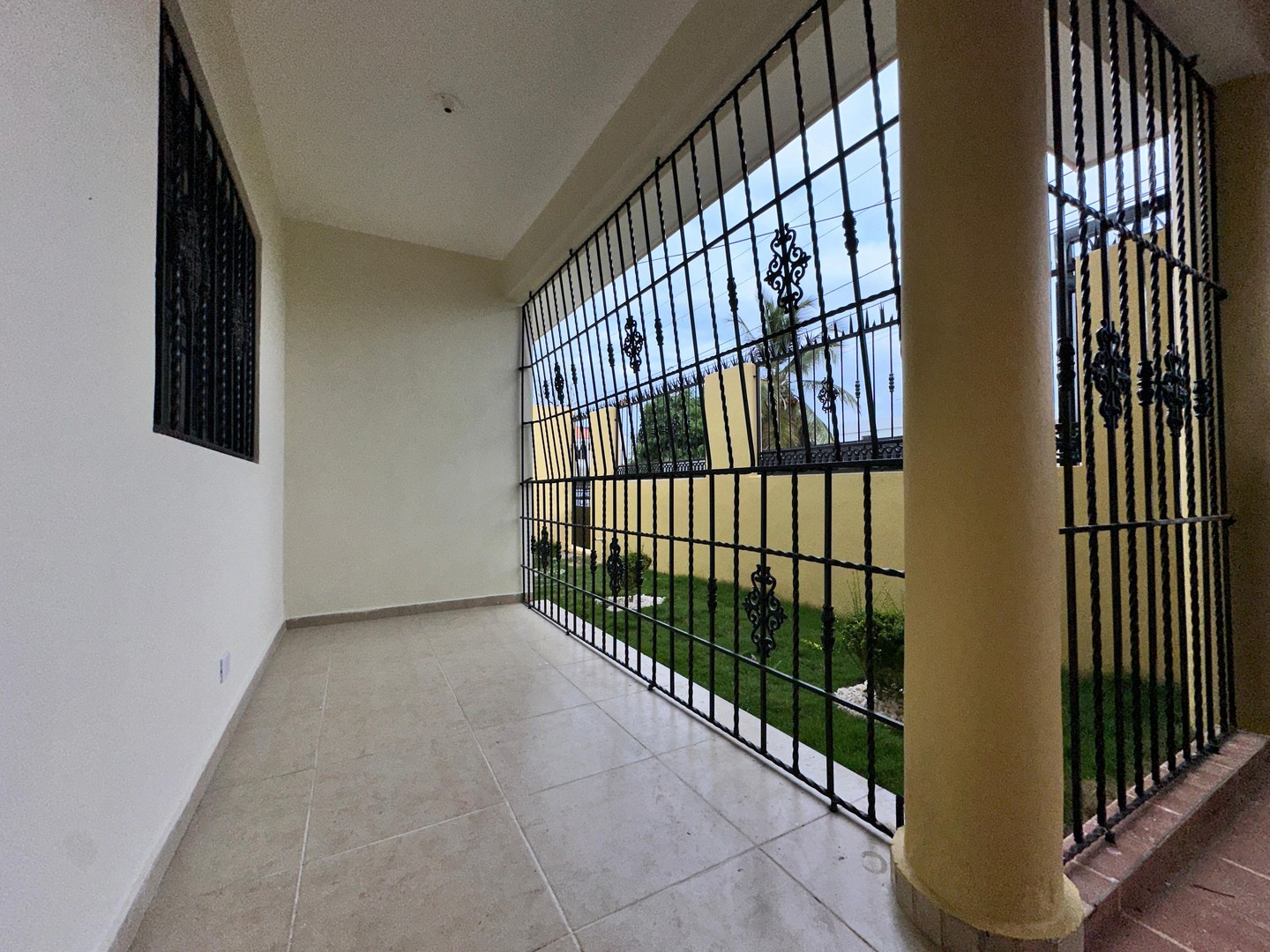 casas -  Casa de un nivel para vivir tranquilo Autopista de San Isidro. VENDIDA 7