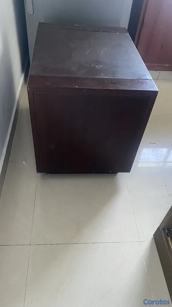 decoración y accesorios - mesa de noche o auxiliar  3