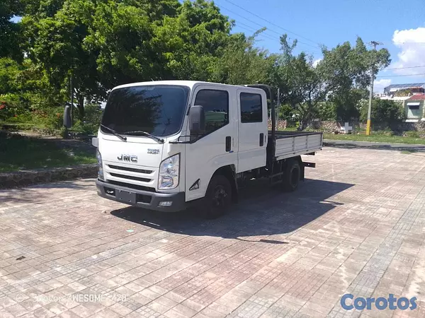 otros vehiculos - camión gmc 2023 3