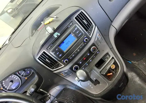 otros vehiculos - HYUNDAI GRAND STAREX 2021 GRIS 12