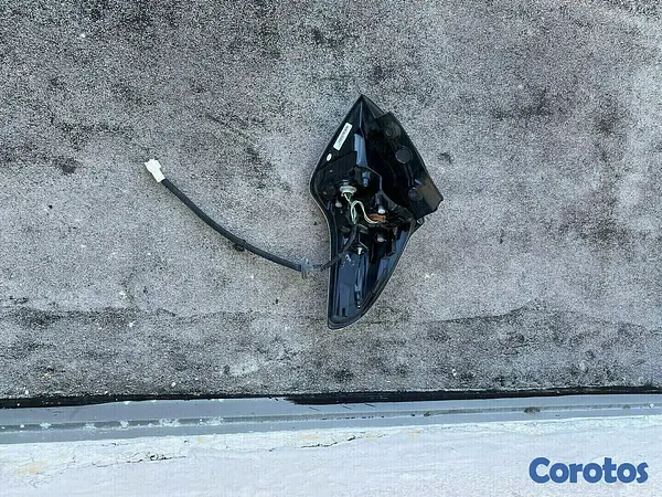 repuestos - Farol Trasero Para 2016 2018 Toyota Rav4 all  3