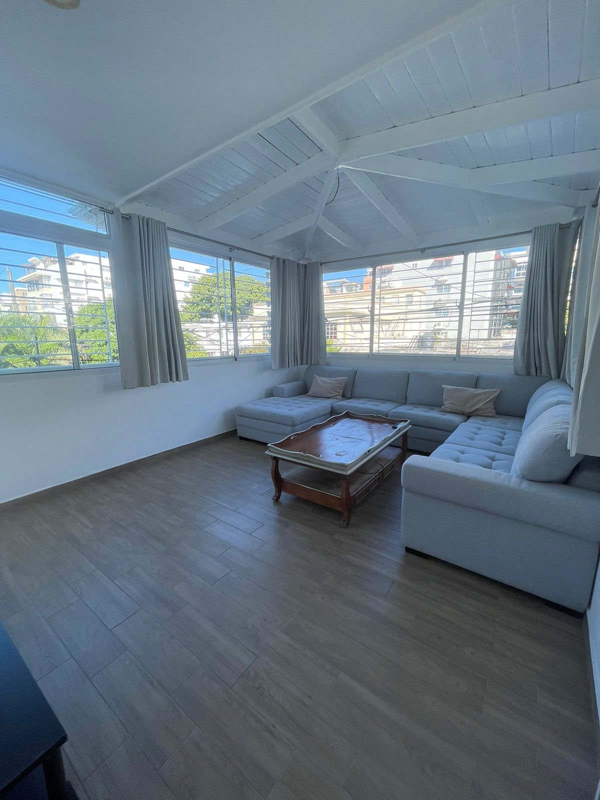 apartamentos - Apartamento en venta en Jardines del Sur📍Próximo  5