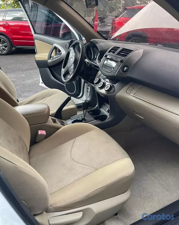 jeepetas y camionetas - TOYOTA RAV4 LE 2010 7