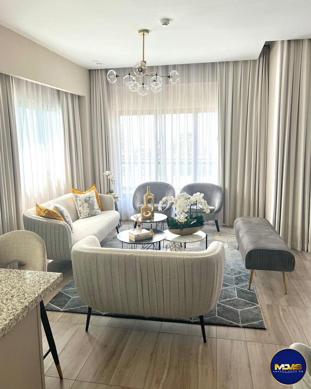apartamentos - Se Vende Apartamento totalmente amueblado en Piantini, Santo Domingo  1