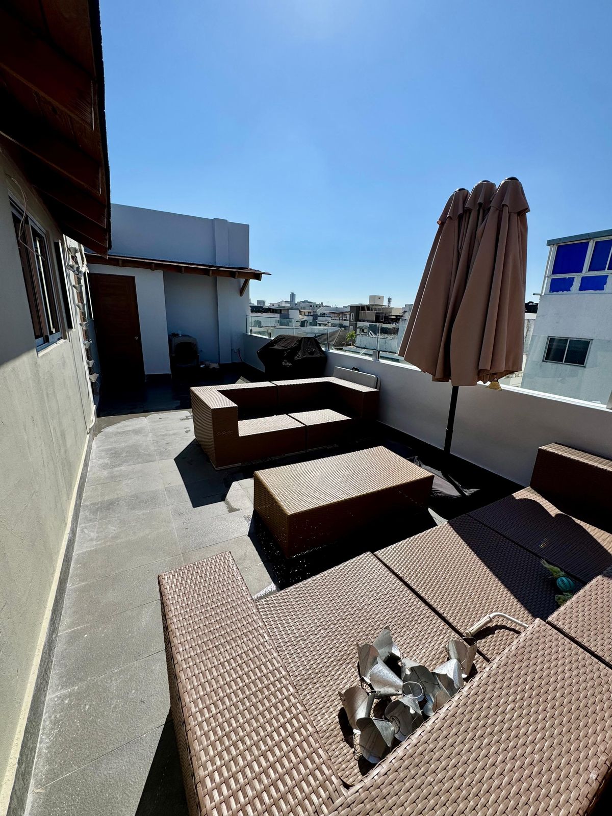 apartamentos - Vendo Ph en el millón piso 5 y 6 tres hab con su b 6