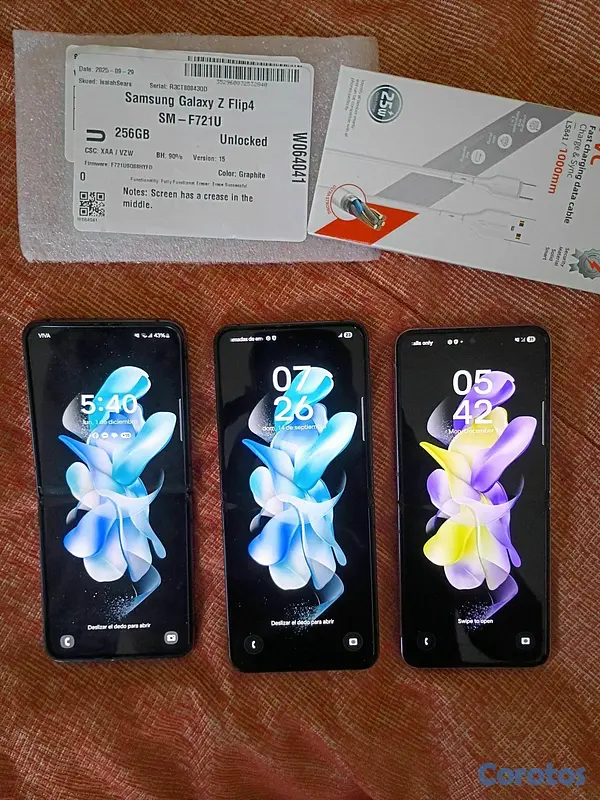 celulares y tabletas - Samsung galaxy flip 4 de 256gb desbloqueado de fabrica en excelente condiciones  2