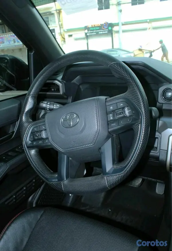 jeepetas y camionetas - Toyota Tacoma SR5 2024 6