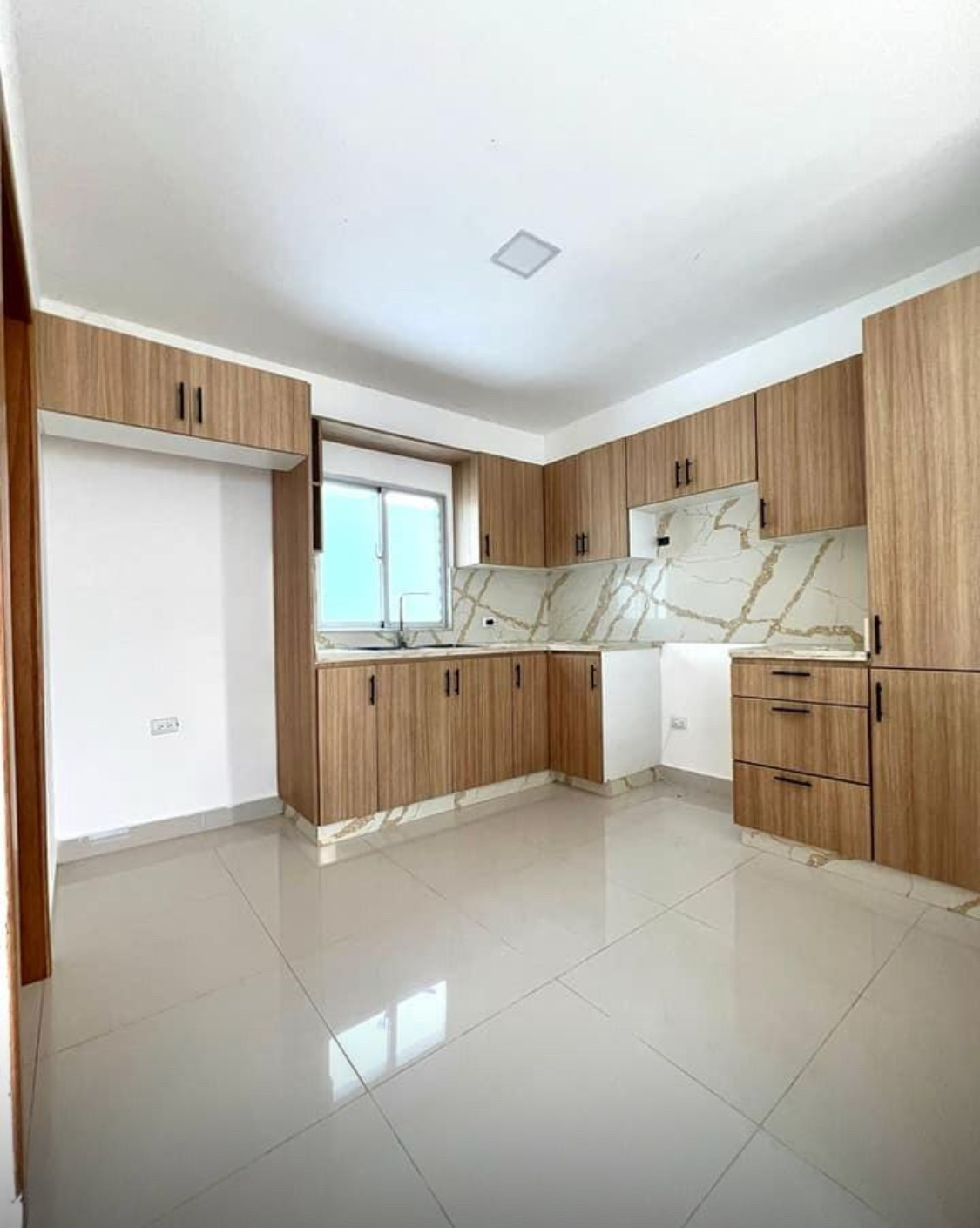 casas - CASA HERMOSA EN LA Av ECOLÓGICA STO DGO ESTE 2