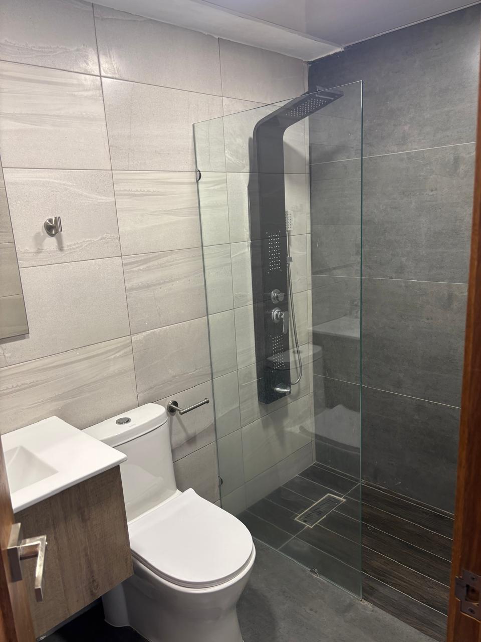 apartamentos - ALQUILO Piso 4 de 1 Habitación en Bella Vista 1