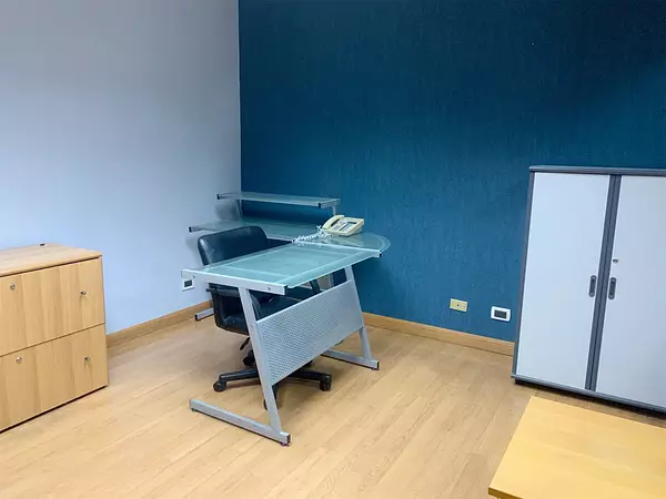 oficinas y locales comerciales - Local amueblado en naco  5