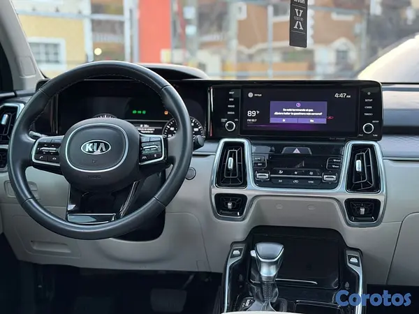 jeepetas y camionetas - Kia Sorento SXT Prestige 2021 9