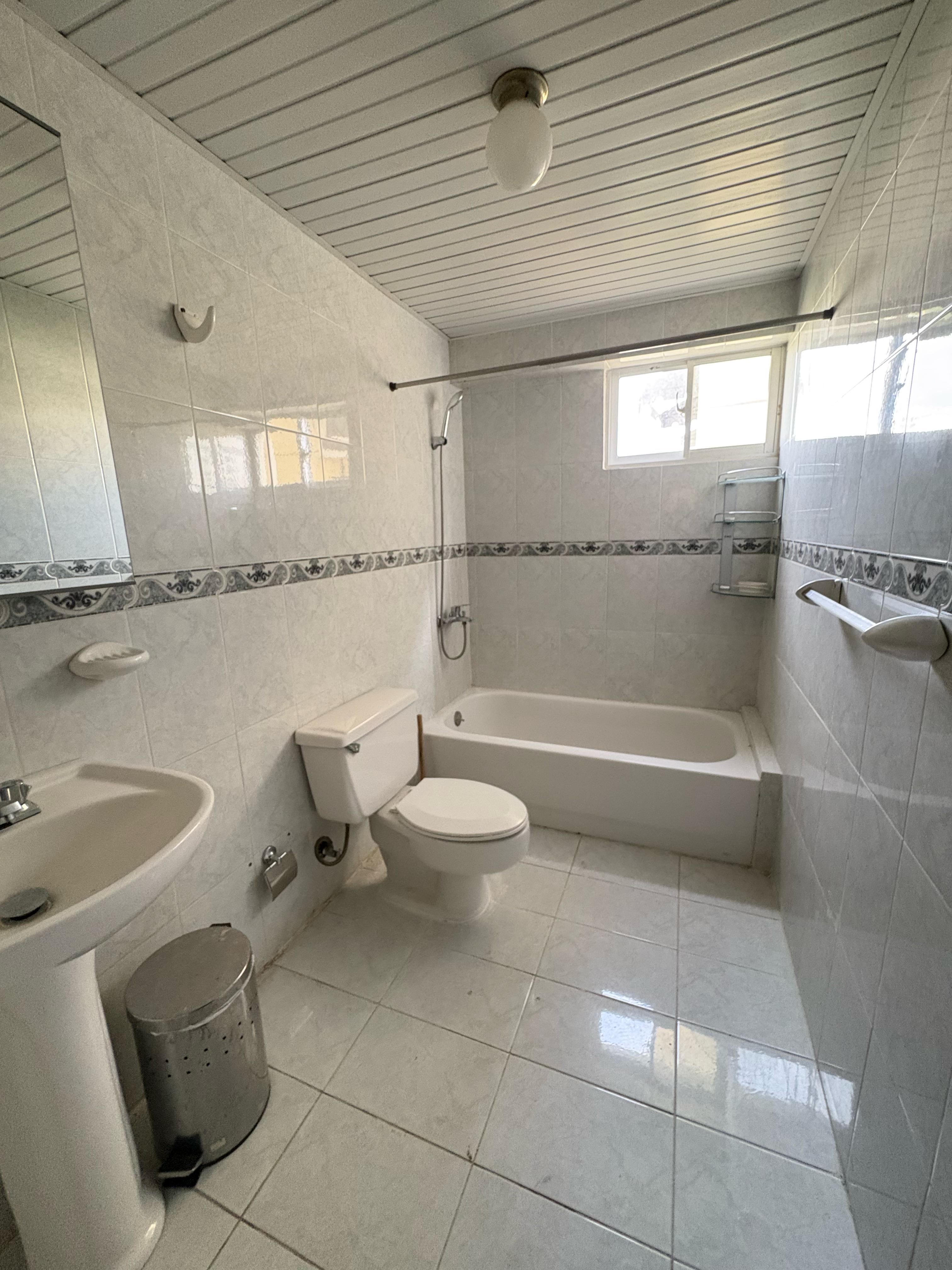 apartamentos - Alquiló en 📍La esperilla• US$1,350 (mantenimiento 6
