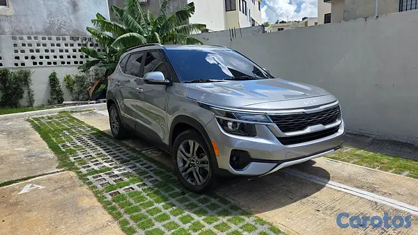 jeepetas y camionetas - Kia Seltos 2022 (Motor Doch)  3
