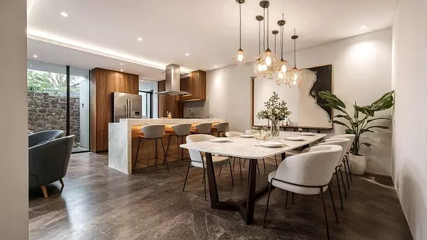 casas - 🔑 Vive con Estilo y Confort en Prado Oriental: LP 2