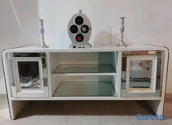 decoración y accesorios - Credenza en Cahoba laqueada en blanco con detalles en espejos 2
