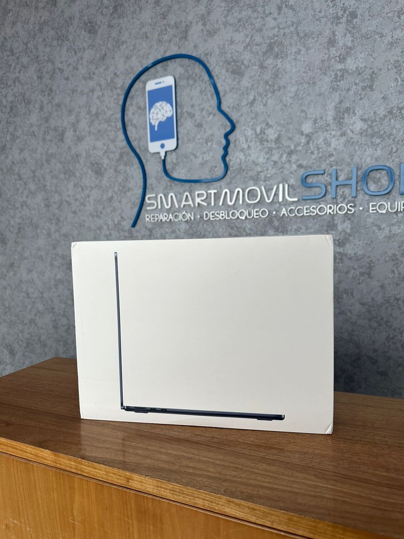 computadoras y laptops - MACBOOK AIR 15" M2 256GB 8 GB RAM SELLADA
(SOMOS TIENDA)