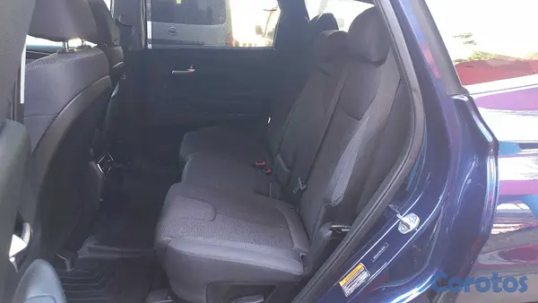 jeepetas y camionetas - Hyundai Santa Fe año 2022 Azul Casi NUEVA 12