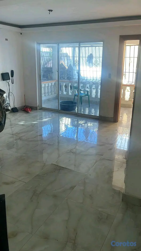 casas - casa de dos niveles con piscina en Res. Arismar Santo Domingo Este. 13