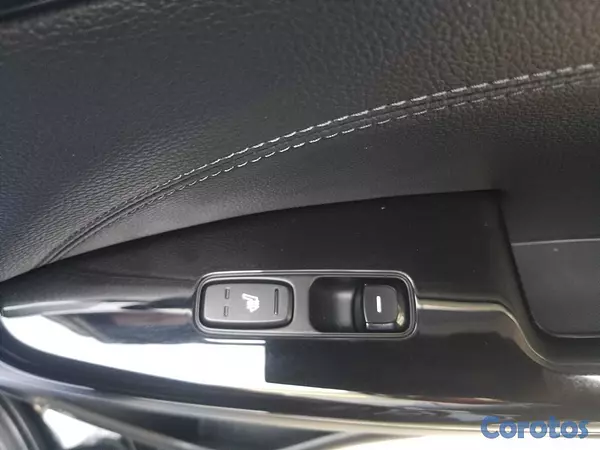 carros - KIA K7 2018 NEGRO 12
