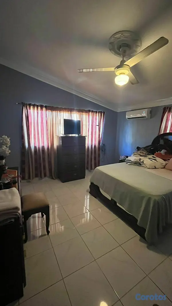 casas - A la venta amplia Casa Mirador del Oeste 2
