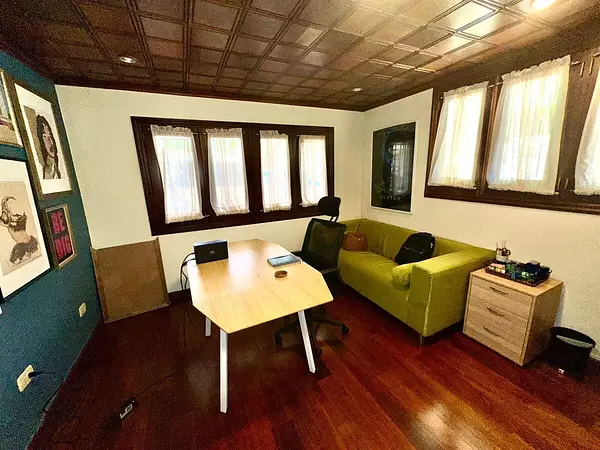 casas - Casa en Venta en Arroyo Hondo Viejo 3 habitaciones 6