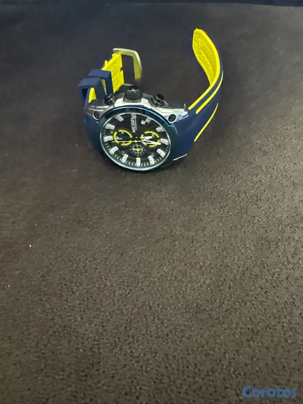 otros electronicos - Reloj amarillo azul 4