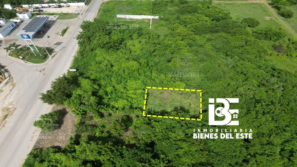 solares y terrenos - Se Vende Solar de Oportunidad, 300 metros.