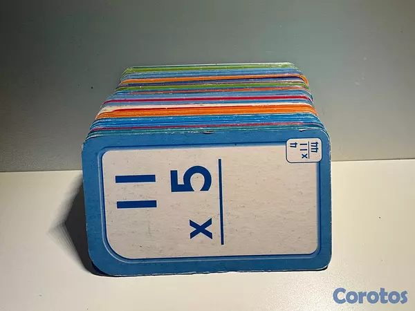 juguetes - Tarjetas didácticas de suma, resta multiplicación y división  4
