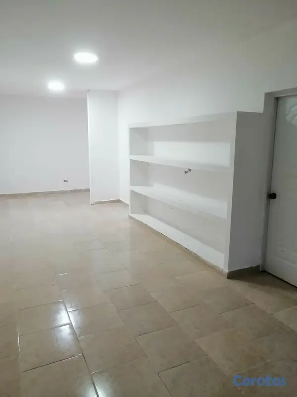 oficinas y locales comerciales - Local Comercial en Alma Rosa II 6