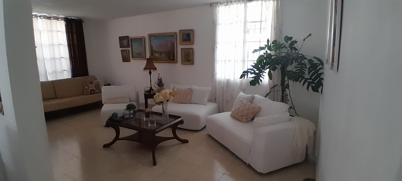 casas - Casa apropiada para negocio en Alna Rosa 2 0