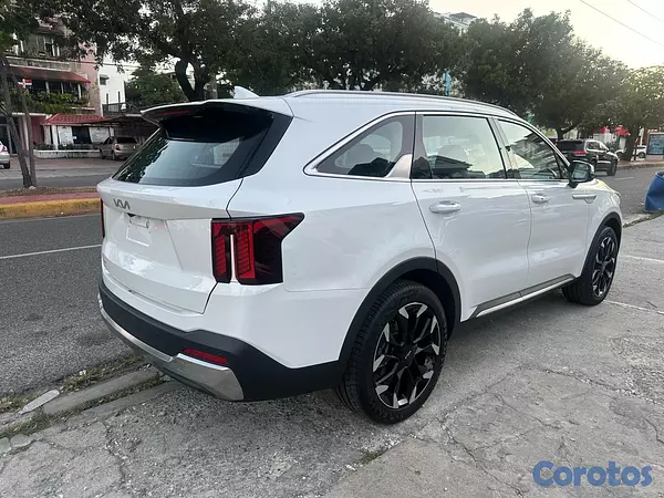 jeepetas y camionetas - Kia Sorento EX  7