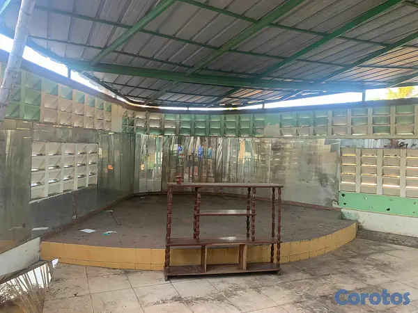 casas - Se vende casa en Respaldo Los Tres Ojos 6