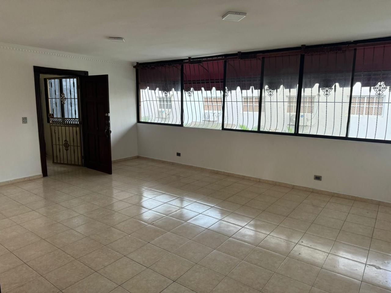 apartamentos - Vendo apartamento en Alma Rosa ,  3er piso  3