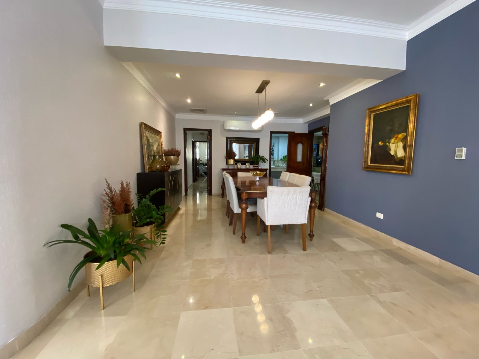 apartamentos - Vendo en Piantini 📍 US$369,000  En una calle tran 1