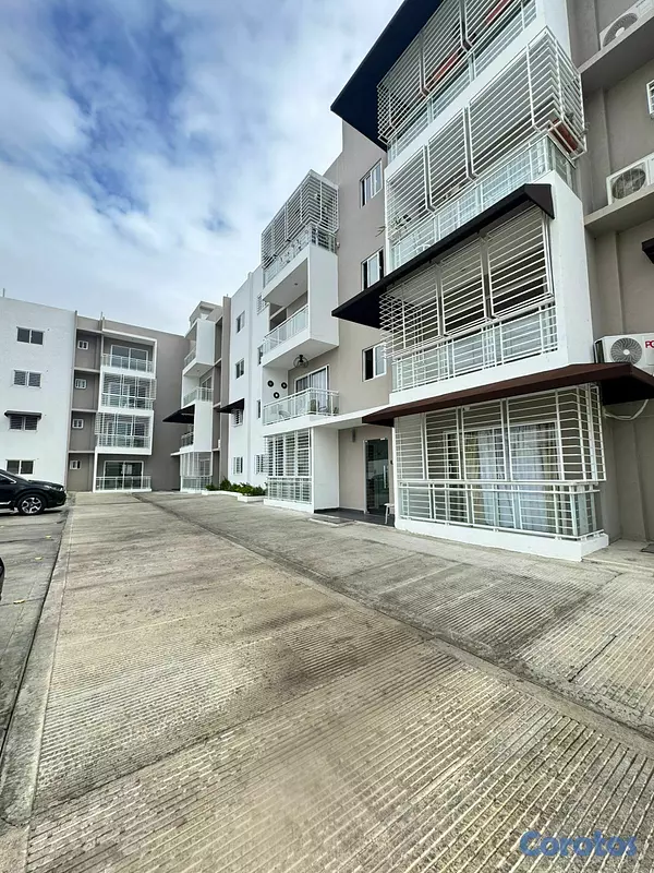 apartamentos -  Venta de Apartamento en La Isabelita  1