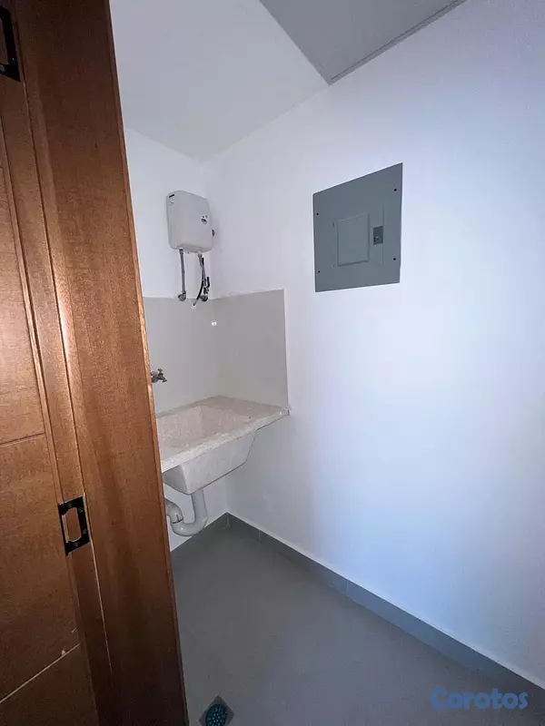 apartamentos - Alquilo Apartamento en Naco 8