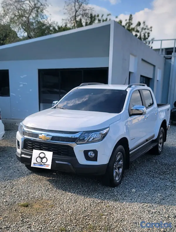 jeepetas y camionetas - CHEVROLET COLORADO D/C LTZ DIESEL 2024 3