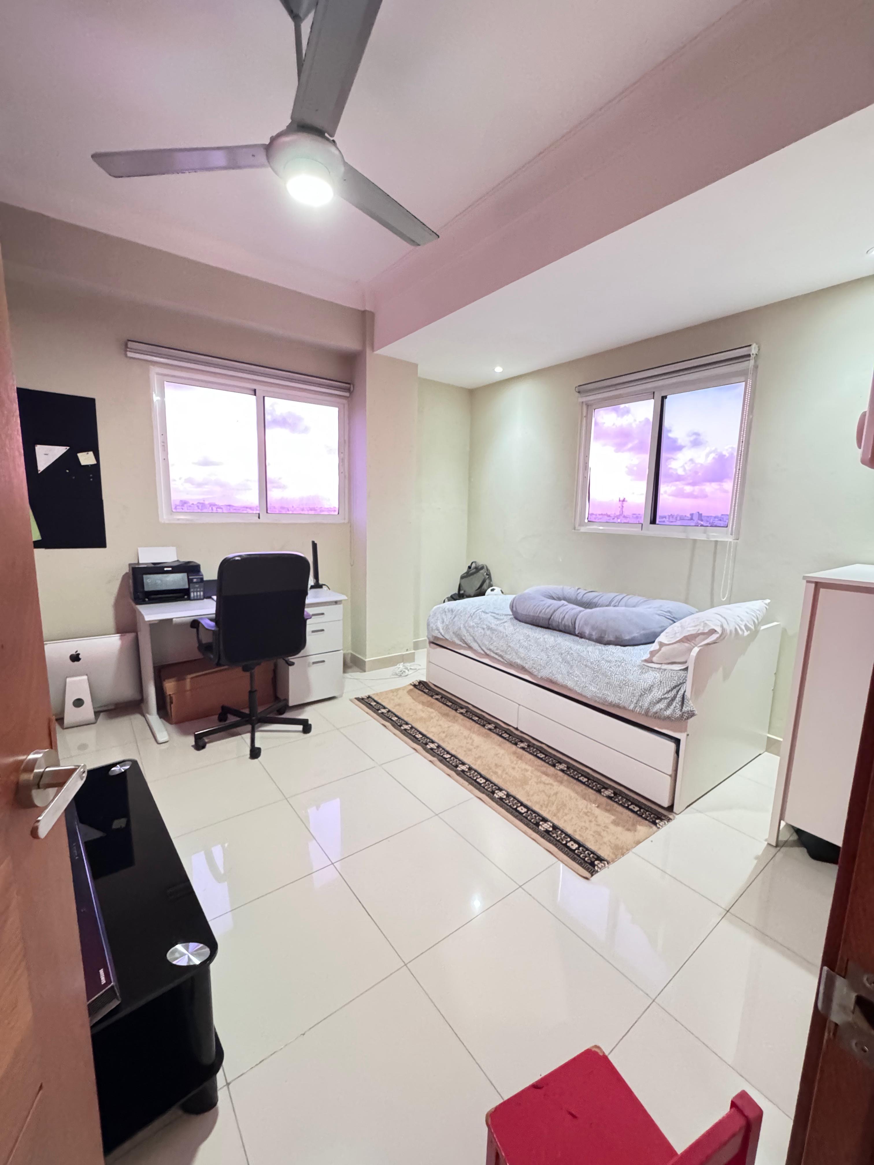 apartamentos - Vendo Evaristo morales piso 6 dos hab 2.5 baños do 7