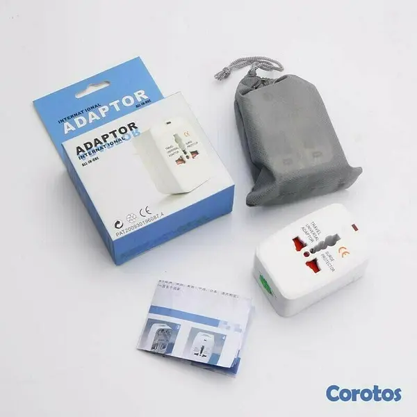 otros electronicos - Adaptador de enchunfe universal 3