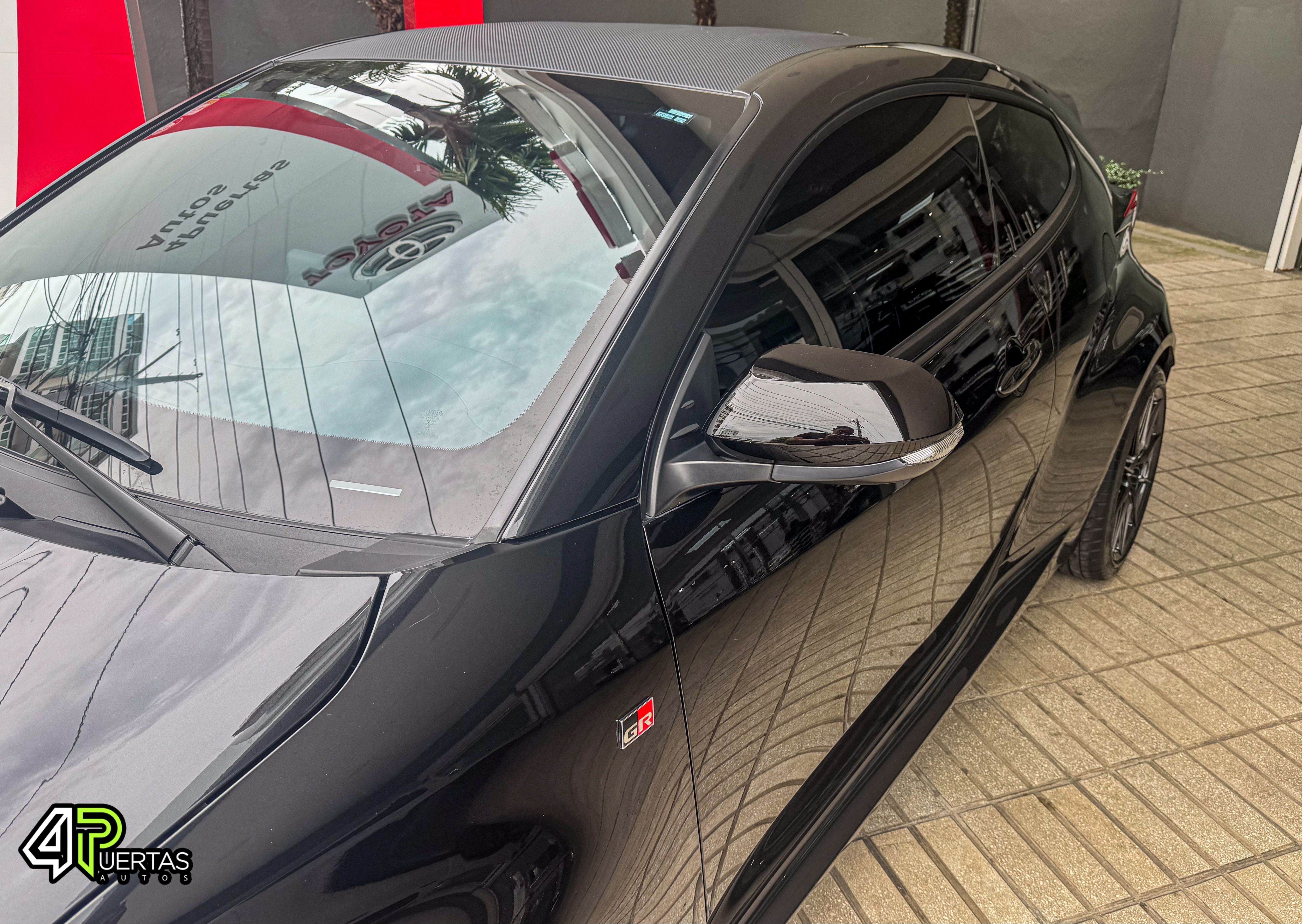carros - TOYOTA YARIS GR 1