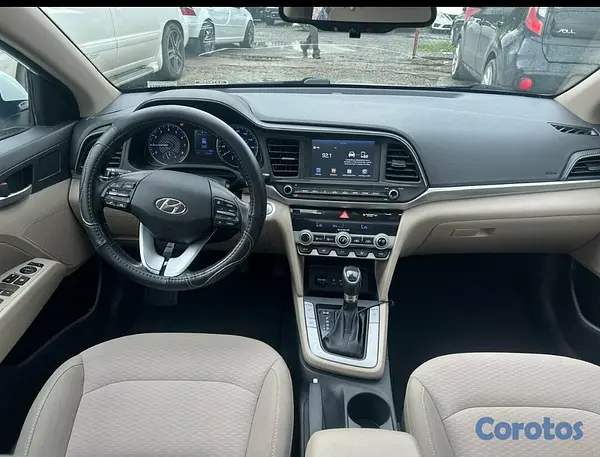 carros - 2020 Hyundai Elantra Value FULL  8