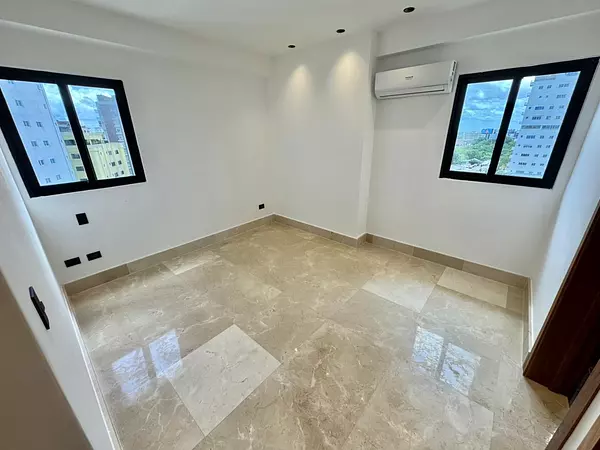 apartamentos - Serralles Apartamento nuevo en Venta  3