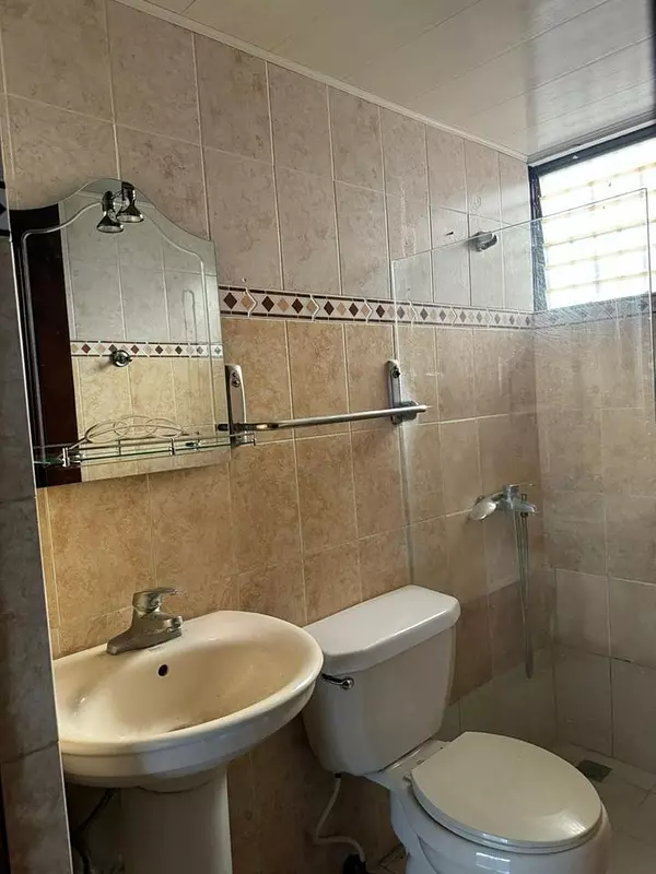 apartamentos - Vendo apartamento en Alma Rosa ,  3er piso  5
