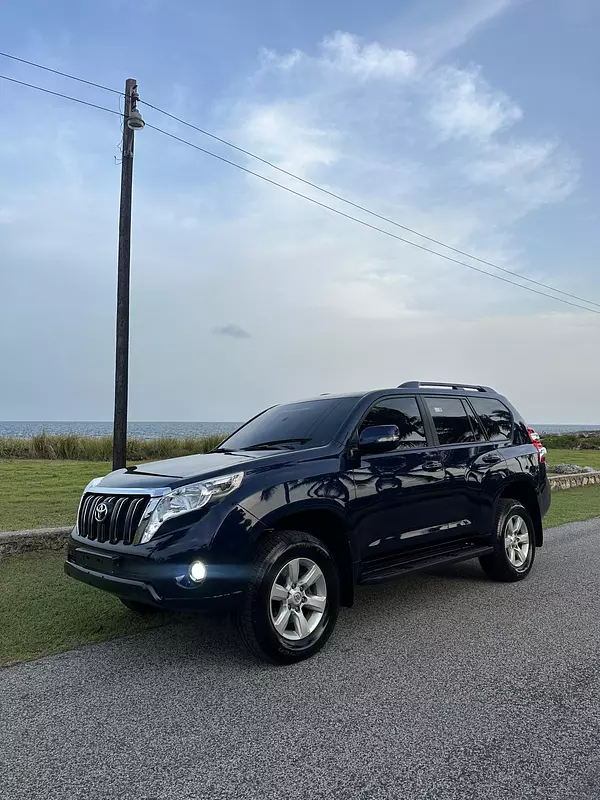 jeepetas y camionetas - Toyota land cruicer prado txl 2015 7