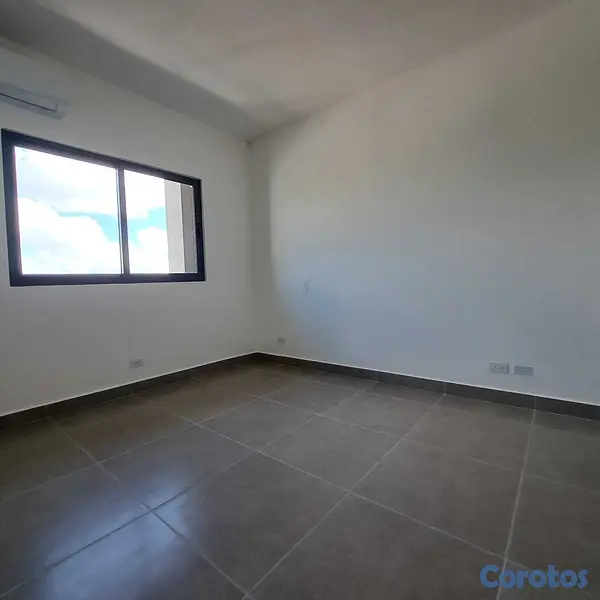 apartamentos - Apartamento con Línea Blanca en Gazcue 3