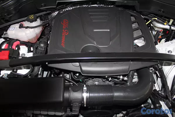 jeepetas y camionetas - Alfa Romeo Stelvio 11