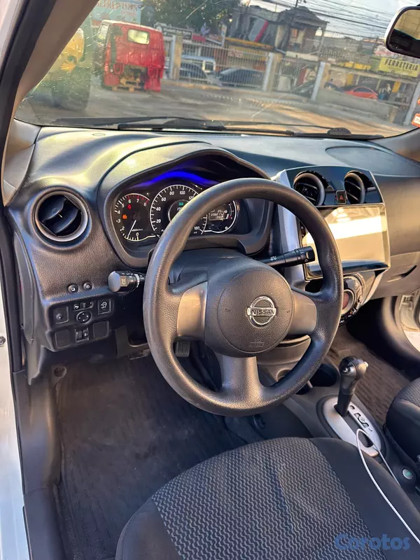 carros - Vendo Nissan Note 2014 en excelentes condiciones  4