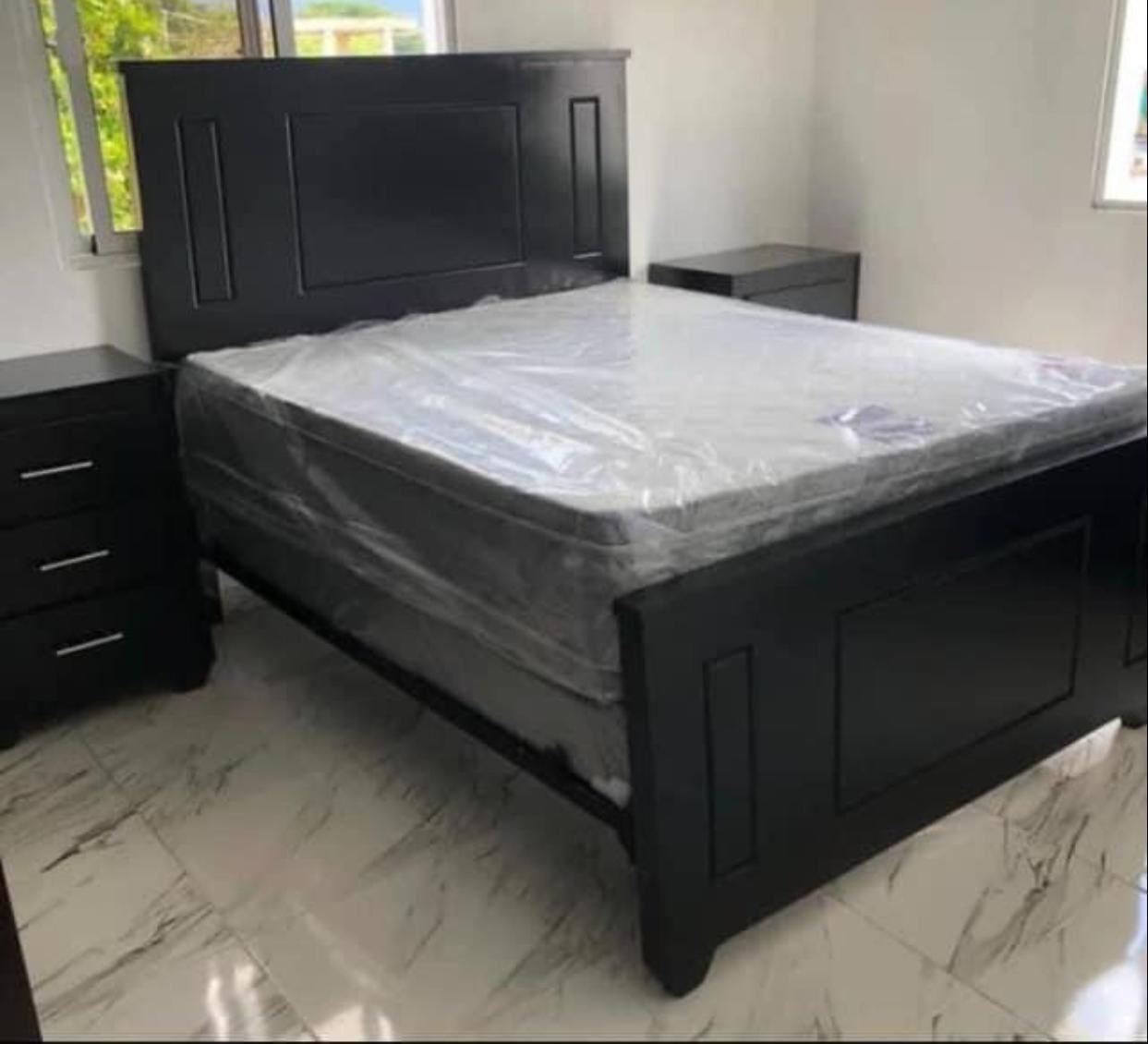 muebles y colchones - Juego de habitación en blanco  1